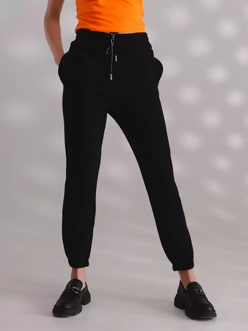 Pantaloni sport elastici