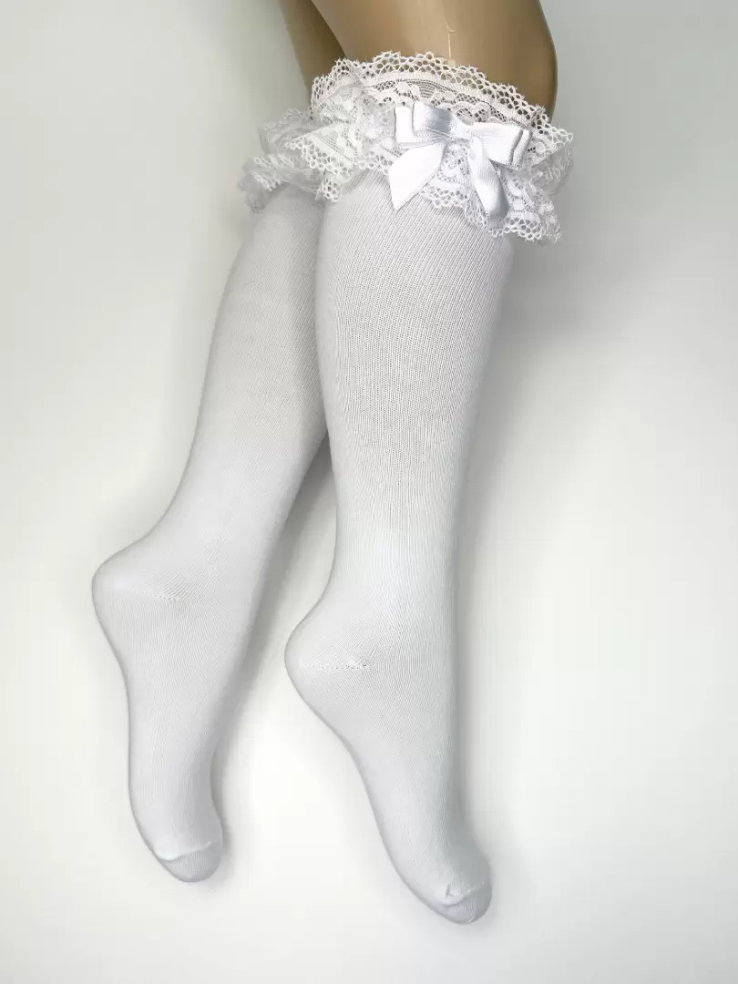 Șosete lungi cu dantelă