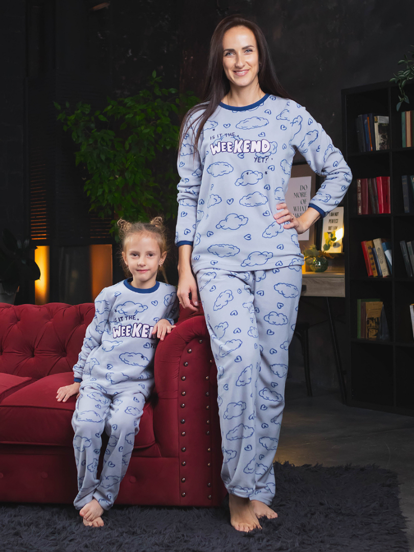 Pijama din fleece cu nourași 35059-A