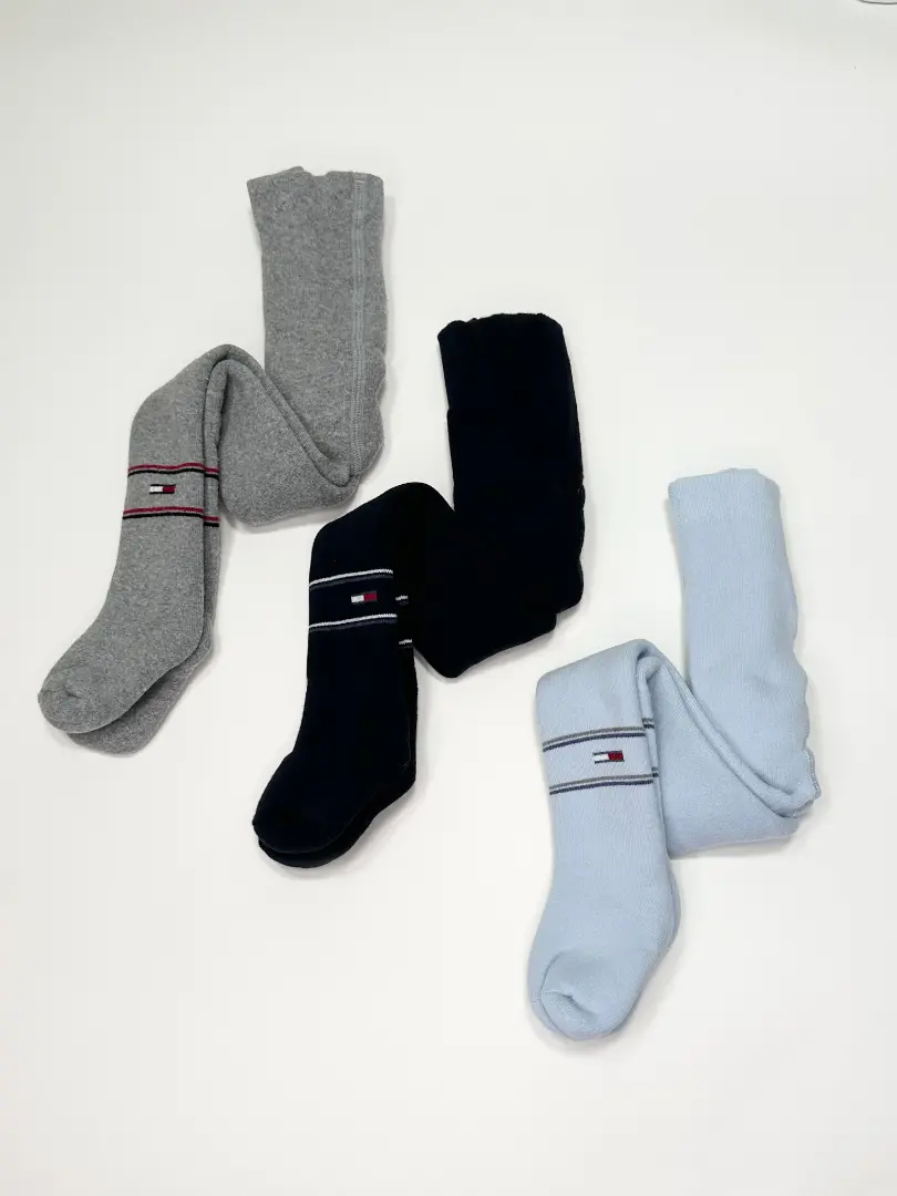 Dresuri flaușate pentru bebeluși