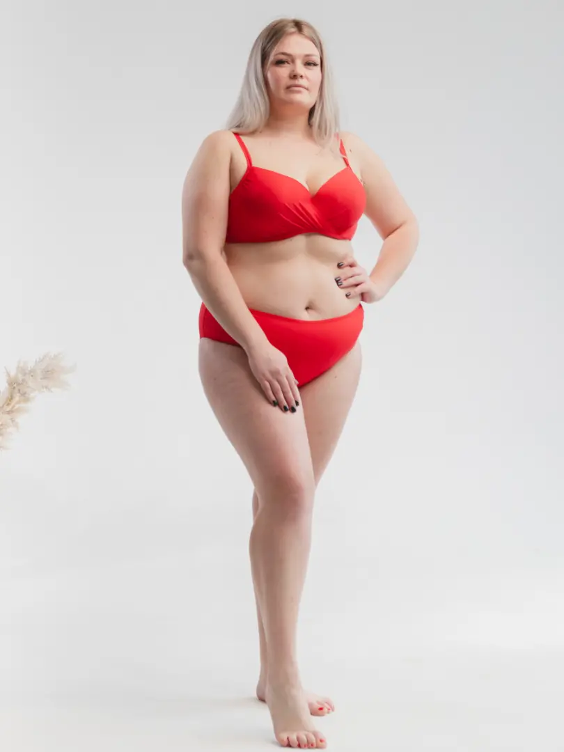 Costum de baie cu cupe întărite