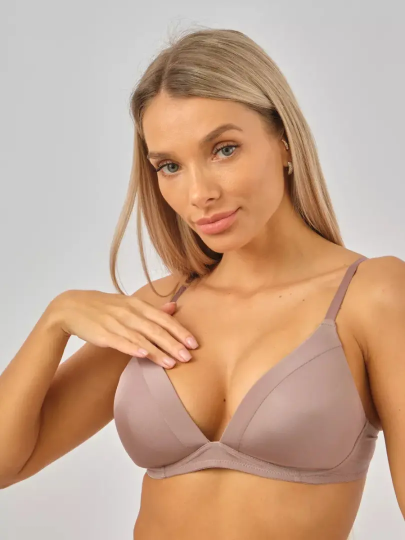 Sutien triunghiular din microfibră