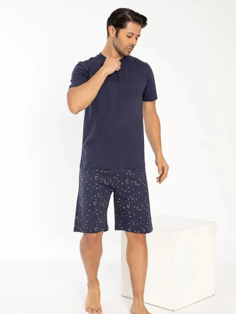 Хлопковая пижама с футболкой и шортами