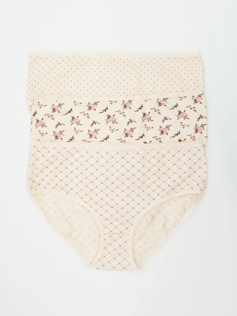 Chiloți cu talie înaltă pentru femei