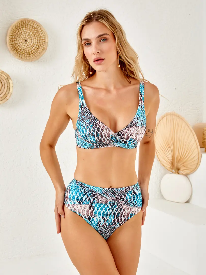 Costum de baie cu imprimeu de șarpe