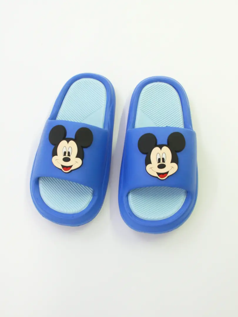 Slapi de plajă pentru băieței