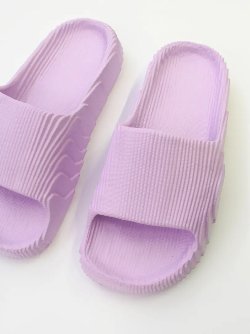 Slapi de baie pentru femei