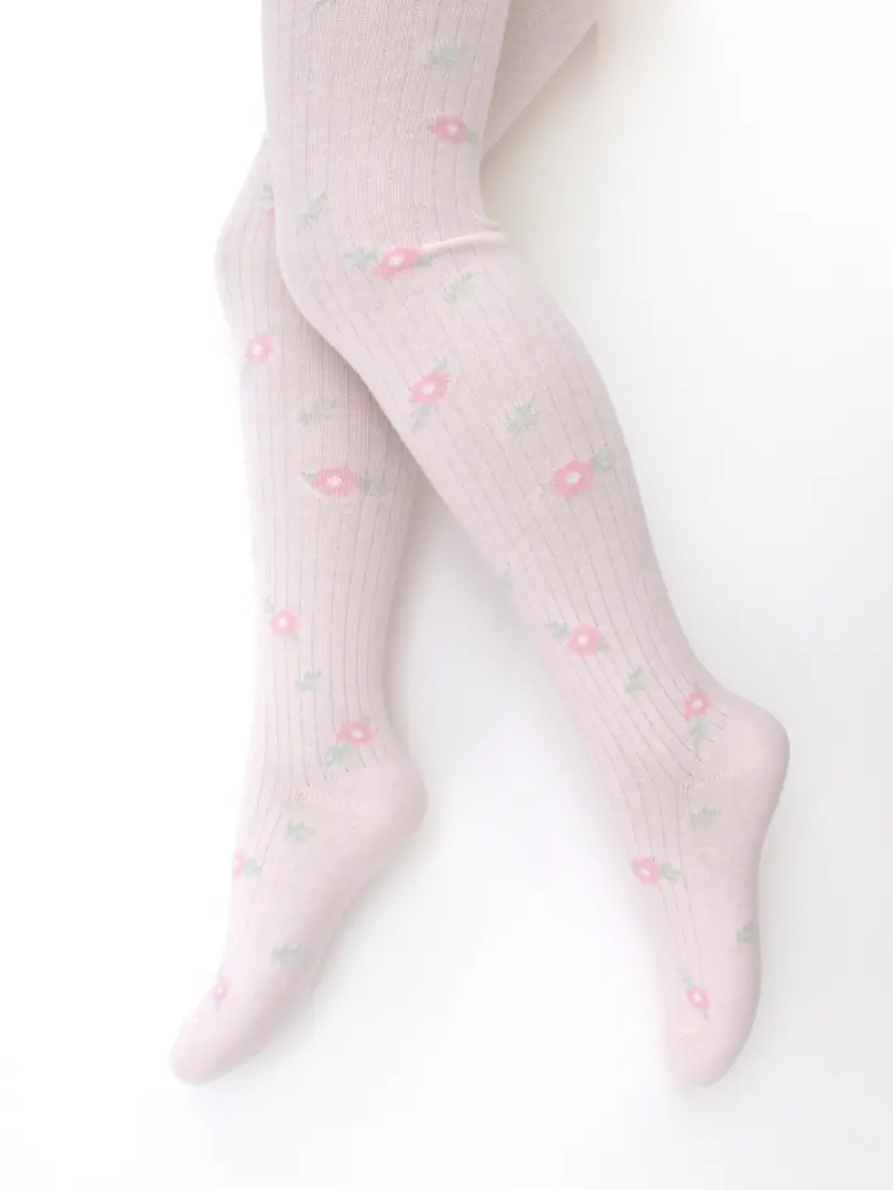 Dresuri cu floricele pentru fetițe