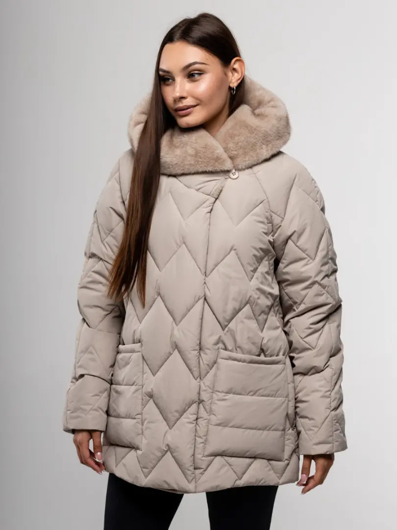 Geacă de iarnă cu blană