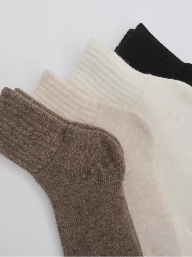Șosete din lână pentru femei
