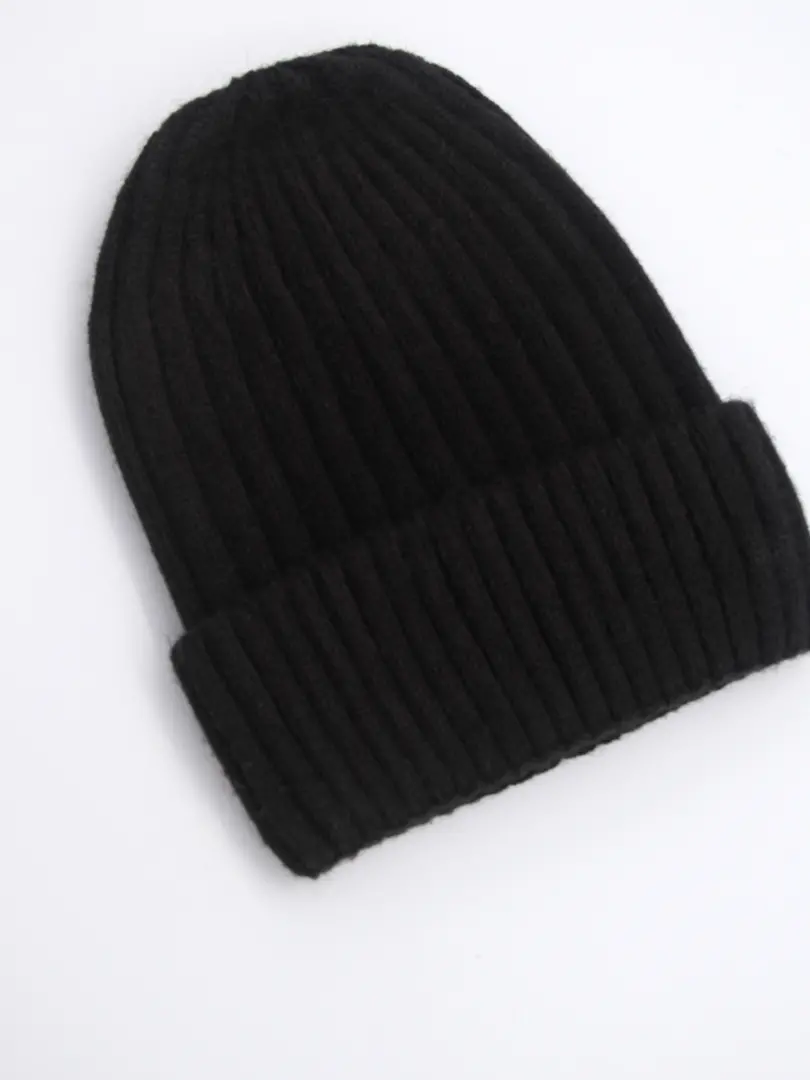 Căciulă tricotată din vâscoză