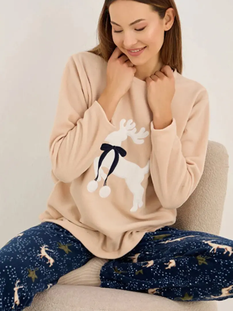 Pijama cu imprimeu cu renii de Craciun