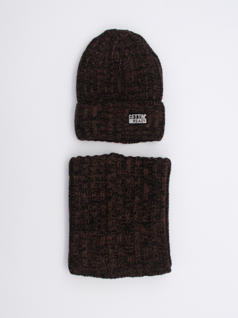 Căciulă cu fular circular