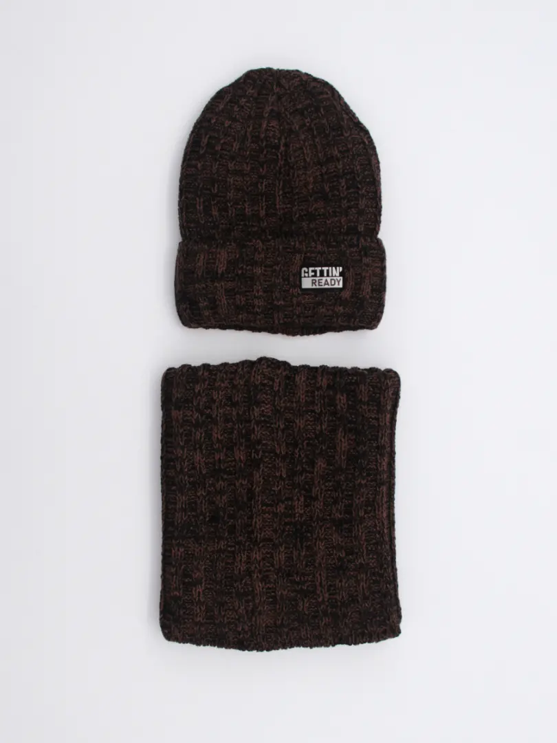 Căciulă cu fular circular