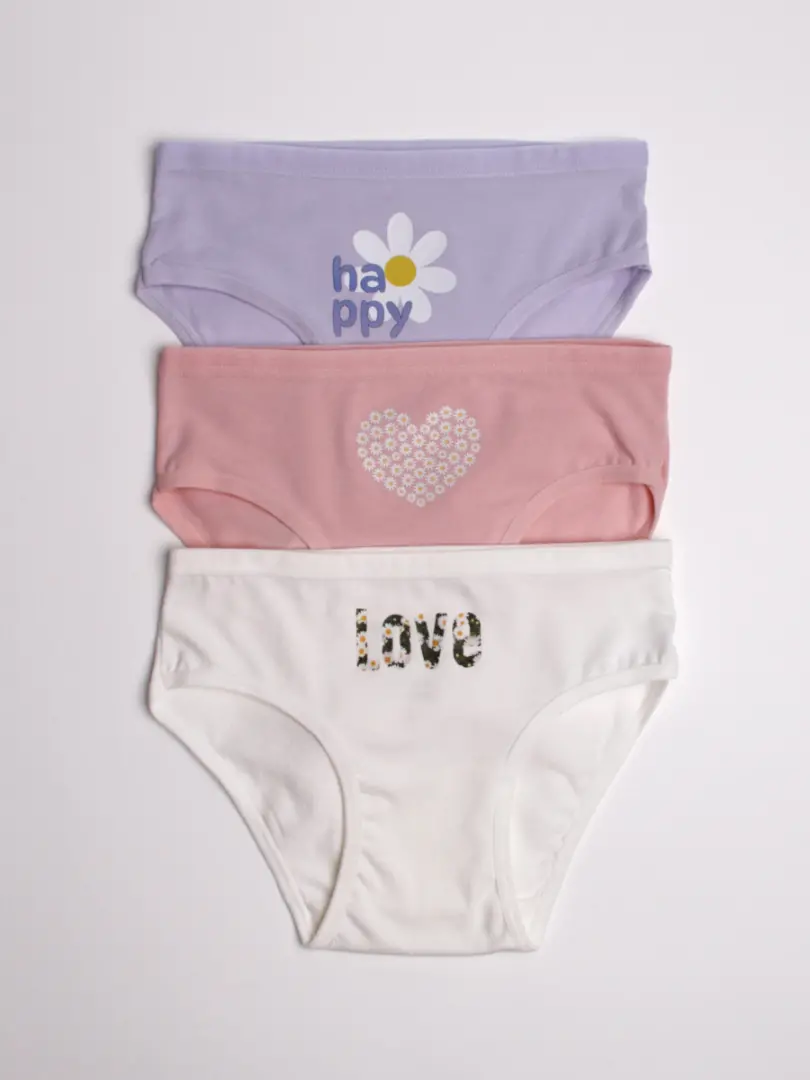 Lenjerie din bumbac pentru fetițe