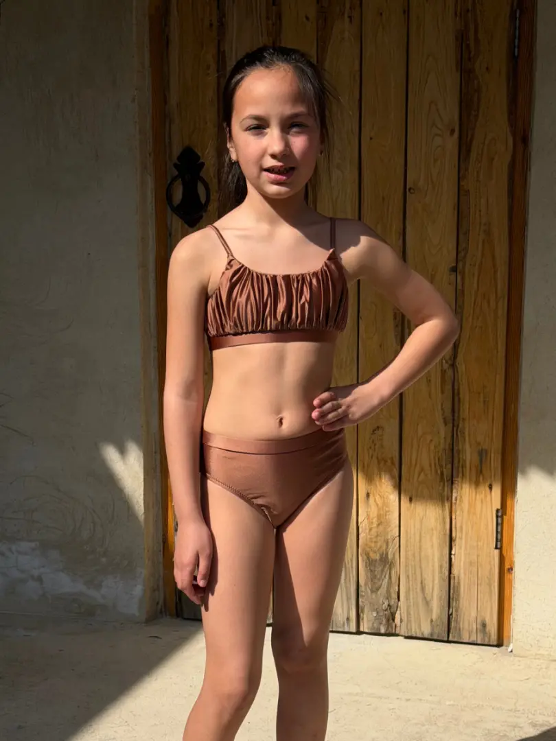 Costum de baie două piese fete cu top elastic și slip clasic