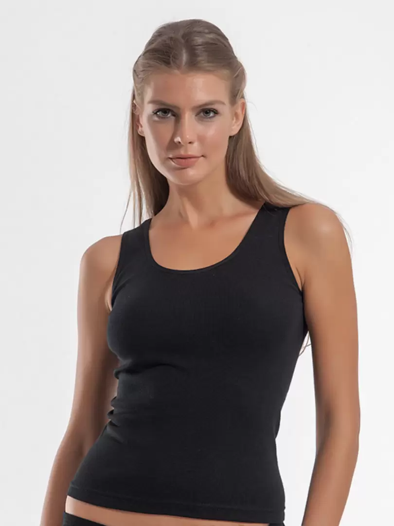 Хлопковая майка с широкими бретелями