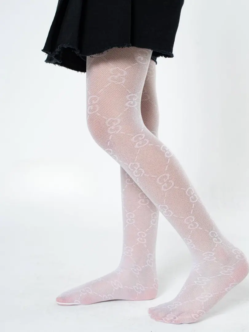 Dresuri plasă maruntă pentru fetițe